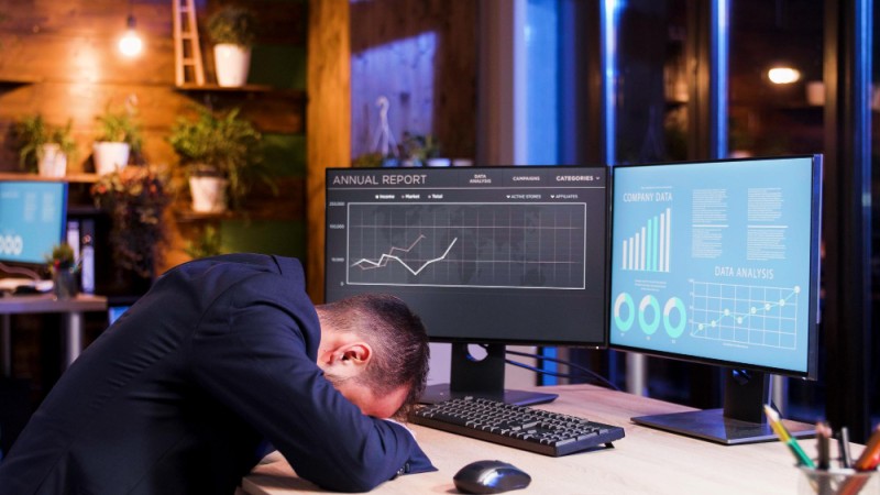 Outdated Technology Risks: Security, Downtime & Lost Revenue